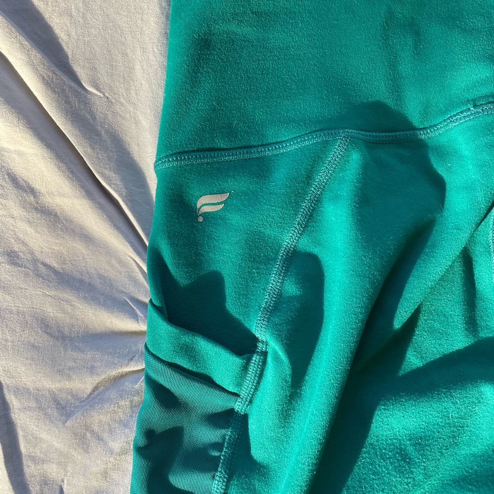 FABLETICS BIKER SHORT - Picture 2 of 5